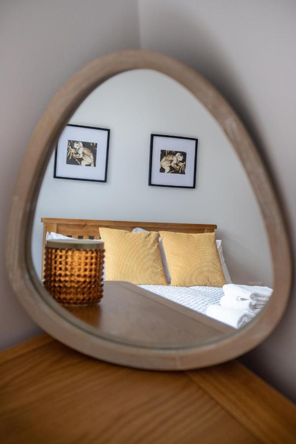 Amazing New Spacious Apartment In Se1 London Exteriör bild