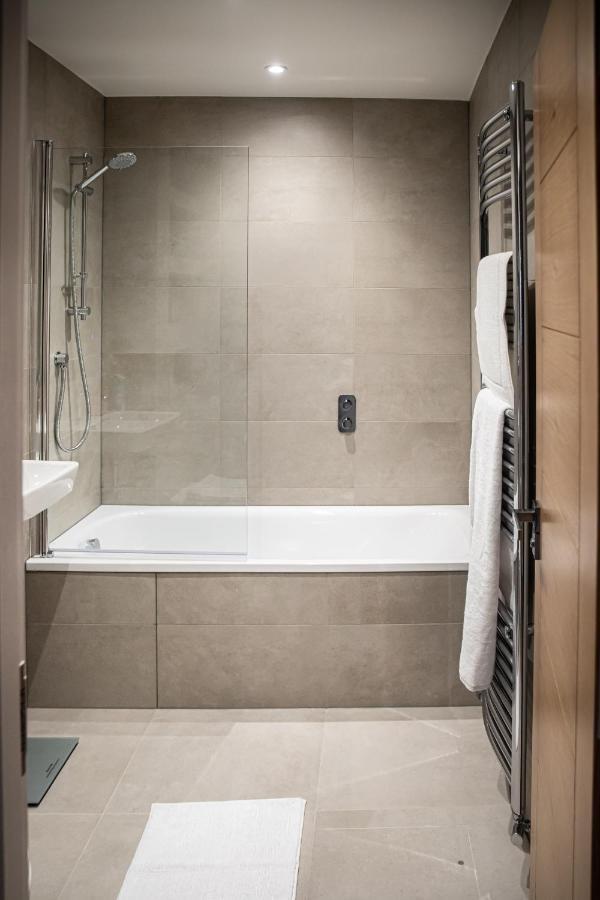 Amazing New Spacious Apartment In Se1 London Exteriör bild
